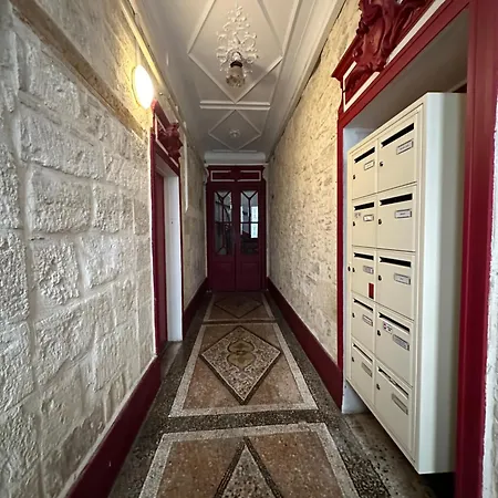 Joli Studio Centre
