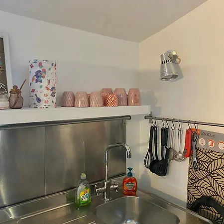 Joli Studio Centre Apartment *